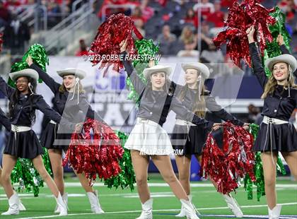 Thumbnail 2 in Gilmer vs. Bellville (UIL 4A D2 Football Final) photogallery.