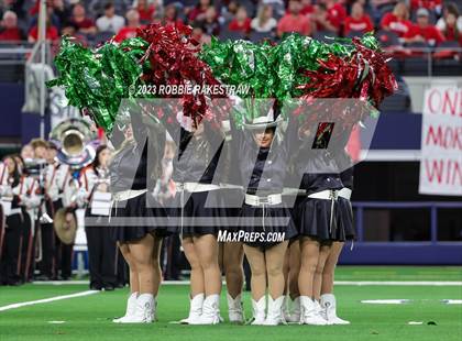 Thumbnail 1 in Gilmer vs. Bellville (UIL 4A D2 Football Final) photogallery.