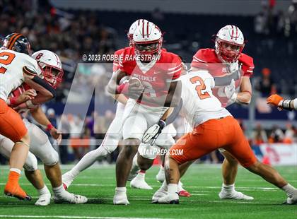 Thumbnail 3 in Gilmer vs. Bellville (UIL 4A D2 Football Final) photogallery.