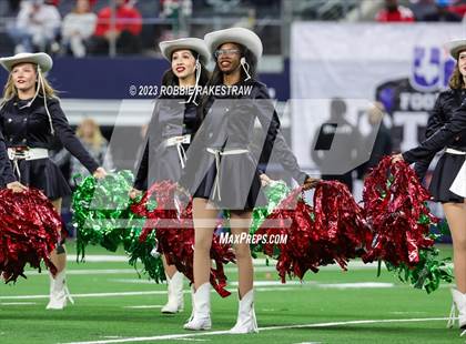 Thumbnail 1 in Gilmer vs. Bellville (UIL 4A D2 Football Final) photogallery.