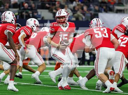 Thumbnail 2 in Gilmer vs. Bellville (UIL 4A D2 Football Final) photogallery.