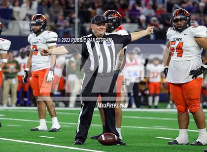 Thumbnail 3 in Gilmer vs. Bellville (UIL 4A D2 Football Final) photogallery.