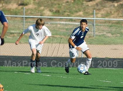 Thumbnail 2 in La Cueva @ Santa Fe photogallery.