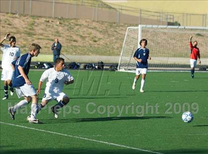 Thumbnail 3 in La Cueva @ Santa Fe photogallery.