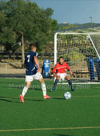 Thumbnail 2 in La Cueva @ Santa Fe photogallery.