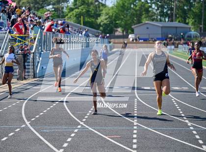 Thumbnail 2 in UIL 6A Track & Field Area 13&14 (400M) photogallery.