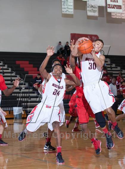 Thumbnail 1 in Terrell @ Creekview photogallery.