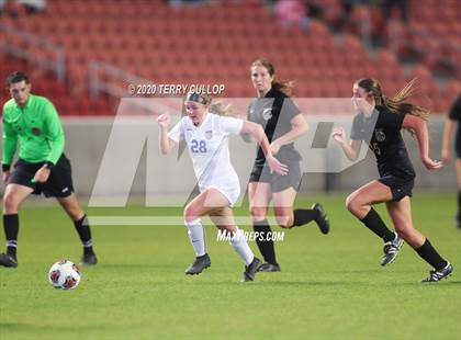 Thumbnail 1 in Pleasant Grove vs. Davis (UHSAA 6A Semifinal) photogallery.