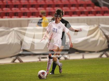 Thumbnail 2 in Pleasant Grove vs. Davis (UHSAA 6A Semifinal) photogallery.