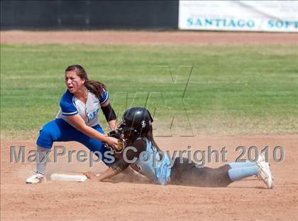 Thumbnail 3 in Bishop Amat vs. Carson (Spring Fling Classic) photogallery.