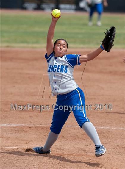 Thumbnail 1 in Bishop Amat vs. Carson (Spring Fling Classic) photogallery.