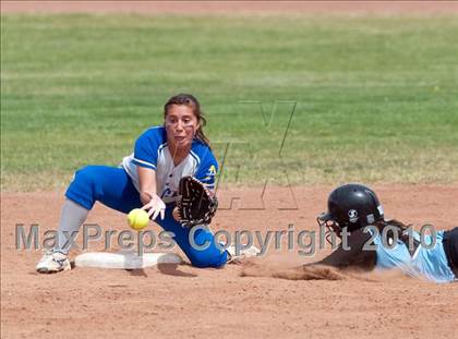 Thumbnail 2 in Bishop Amat vs. Carson (Spring Fling Classic) photogallery.