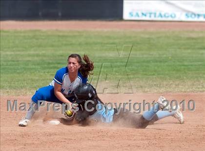 Thumbnail 3 in Bishop Amat vs. Carson (Spring Fling Classic) photogallery.