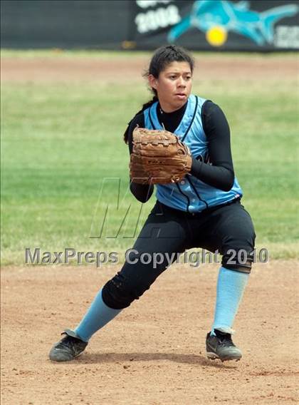 Thumbnail 2 in Bishop Amat vs. Carson (Spring Fling Classic) photogallery.