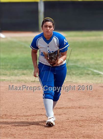 Thumbnail 1 in Bishop Amat vs. Carson (Spring Fling Classic) photogallery.