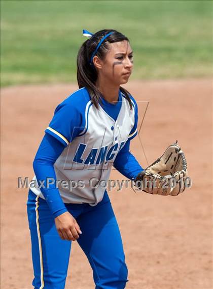 Thumbnail 2 in Bishop Amat vs. Carson (Spring Fling Classic) photogallery.