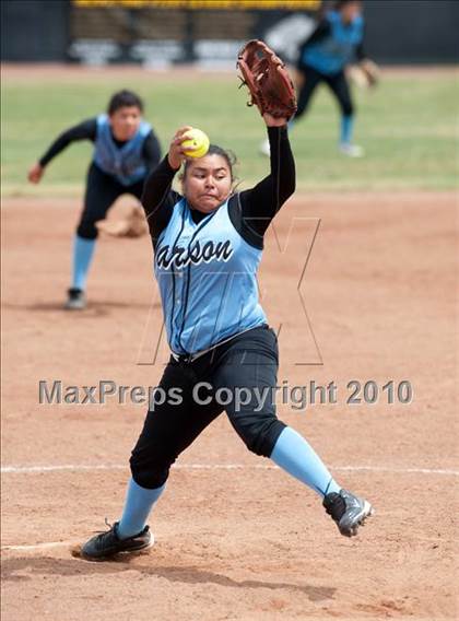 Thumbnail 2 in Bishop Amat vs. Carson (Spring Fling Classic) photogallery.