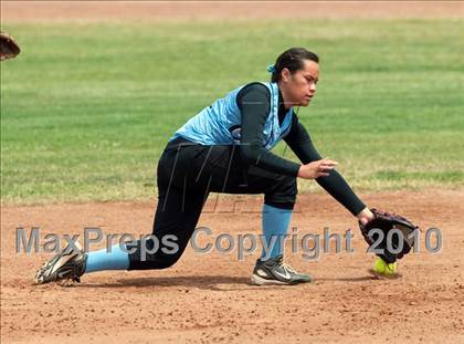 Thumbnail 1 in Bishop Amat vs. Carson (Spring Fling Classic) photogallery.