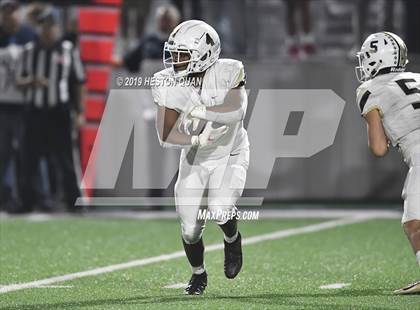 Thumbnail 2 in Calabasas @ St. John Bosco (CIF-SS D1 Playoff) photogallery.