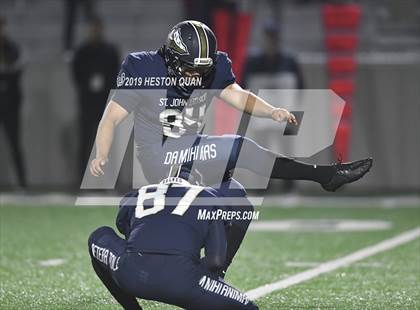 Thumbnail 1 in Calabasas @ St. John Bosco (CIF-SS D1 Playoff) photogallery.