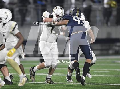 Thumbnail 2 in Calabasas @ St. John Bosco (CIF-SS D1 Playoff) photogallery.