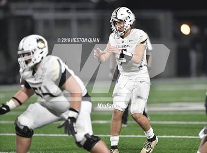 Thumbnail 3 in Calabasas @ St. John Bosco (CIF-SS D1 Playoff) photogallery.