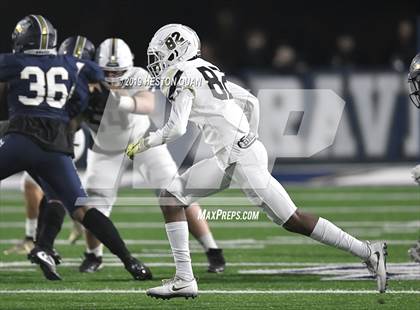 Thumbnail 3 in Calabasas @ St. John Bosco (CIF-SS D1 Playoff) photogallery.