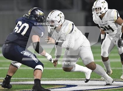 Thumbnail 1 in Calabasas @ St. John Bosco (CIF-SS D1 Playoff) photogallery.