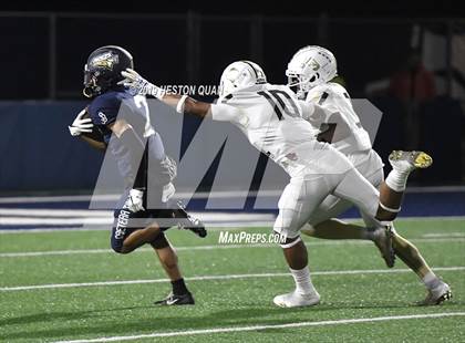 Thumbnail 1 in Calabasas @ St. John Bosco (CIF-SS D1 Playoff) photogallery.