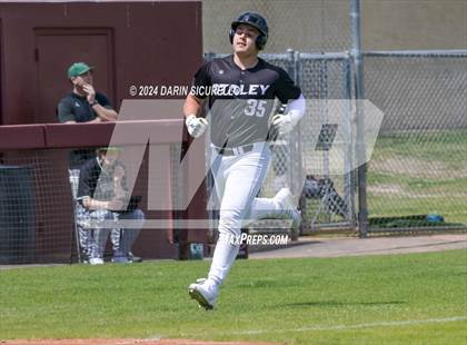 Thumbnail 3 in Staley vs Tigard (Coach Bob National Invitational) photogallery.