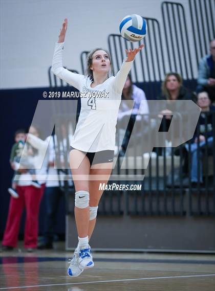 Thumbnail 2 in Stoney Creek vs Lake Orion (MHSAA Regional Semifinal) photogallery.