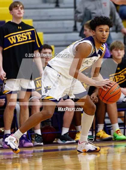 Thumbnail 3 in Creighton Prep @ Bellevue West photogallery.