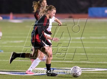 Thumbnail 3 in O'Connor vs. Stevens photogallery.