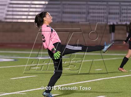 Thumbnail 3 in O'Connor vs. Stevens photogallery.