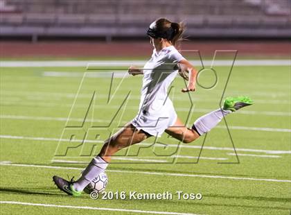 Thumbnail 3 in O'Connor vs. Stevens photogallery.