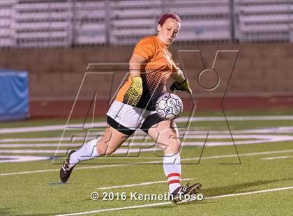 Thumbnail 3 in O'Connor vs. Stevens photogallery.