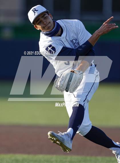 Thumbnail 1 in Dallas Jesuit vs. Coppell (UIL 6A Area Playoff) photogallery.