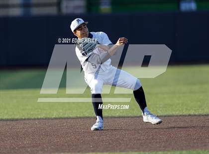 Thumbnail 2 in Dallas Jesuit vs. Coppell (UIL 6A Area Playoff) photogallery.