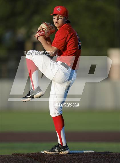 Thumbnail 3 in Dallas Jesuit vs. Coppell (UIL 6A Area Playoff) photogallery.