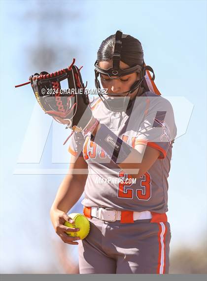 Thumbnail 2 in Tucson High Magnet School @ Eastlake photogallery.