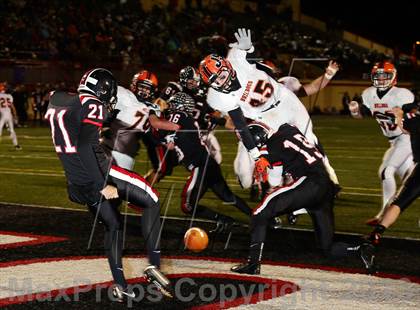 Thumbnail 1 in Jersey Shore vs. Clearfield (PIAA Class AAA 1st Round) photogallery.