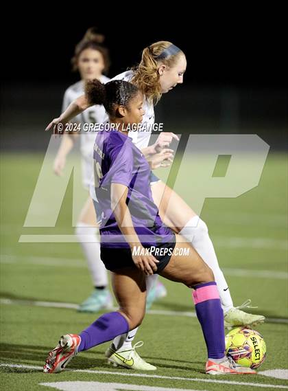 Thumbnail 3 in Keller vs Timber Creek photogallery.