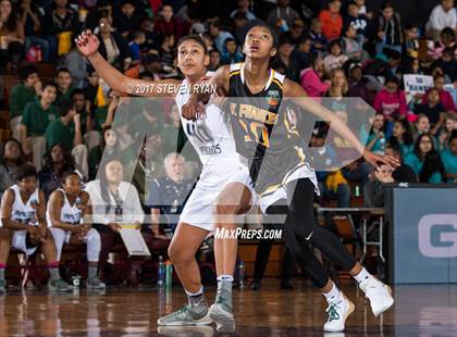 Thumbnail 3 in St. Frances Academy vs. Hamilton Heights (DICK'S National Tournament Semifinal) photogallery.