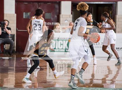 Thumbnail 2 in St. Frances Academy vs. Hamilton Heights (DICK'S National Tournament Semifinal) photogallery.
