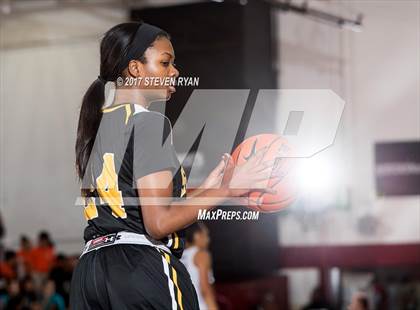 Thumbnail 3 in St. Frances Academy vs. Hamilton Heights (DICK'S National Tournament Semifinal) photogallery.