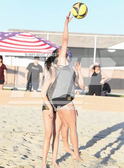 Thumbnail 2 in Estrella Foothills vs. Salpointe Catholic (AIA DII Final) photogallery.