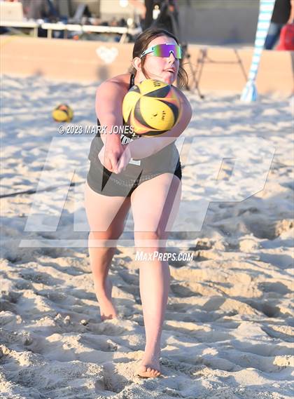 Thumbnail 2 in Estrella Foothills vs. Salpointe Catholic (AIA DII Final) photogallery.