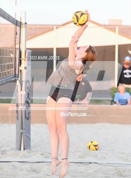 Thumbnail 3 in Estrella Foothills vs. Salpointe Catholic (AIA DII Final) photogallery.