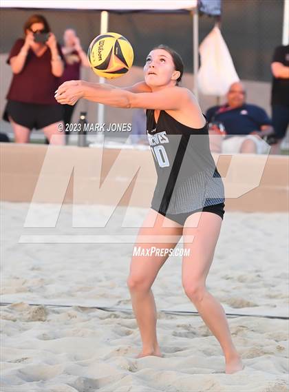 Thumbnail 2 in Estrella Foothills vs. Salpointe Catholic (AIA DII Final) photogallery.