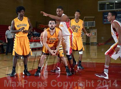 Thumbnail 1 in Mission vs. Encina Prep (Common Good Classic) photogallery.